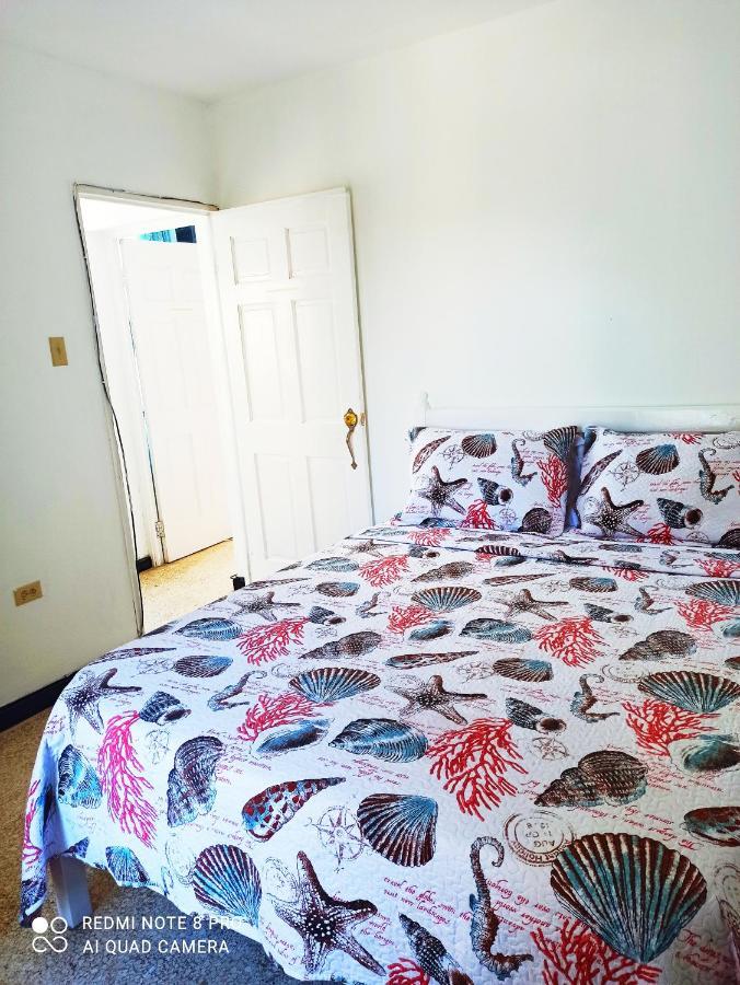 Columbus Heights Apt 26 F Ocho Rios Exterior photo