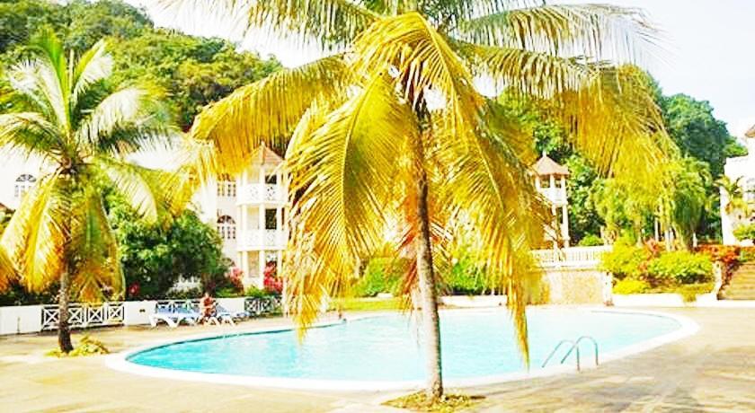 Columbus Heights Apt 26 F Ocho Rios Exterior photo