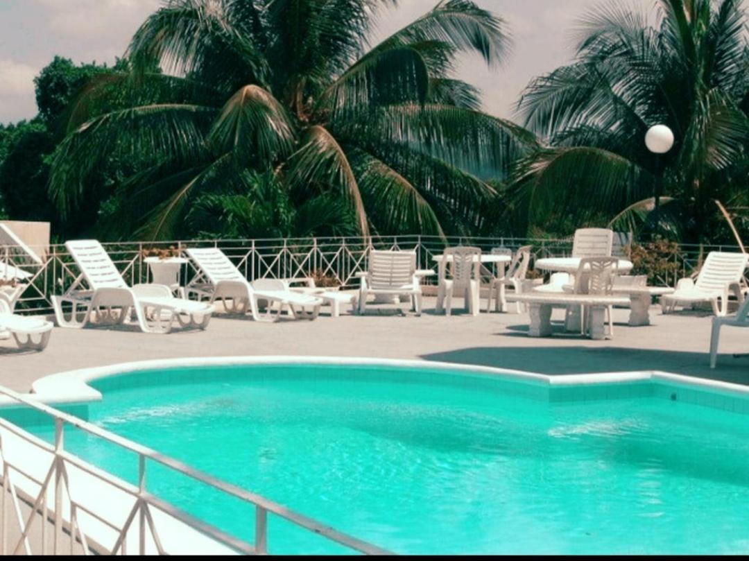 Columbus Heights Apt 26 F Ocho Rios Exterior photo
